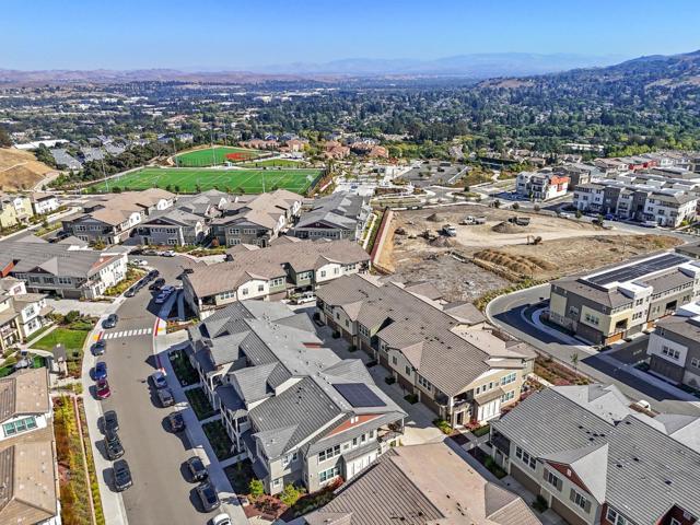 20202 Argento Loop, San Ramon CA: https://media.crmls.org/mediaz/ef822ade-64d1-460e-9a02-465e6861b3b9.jpg