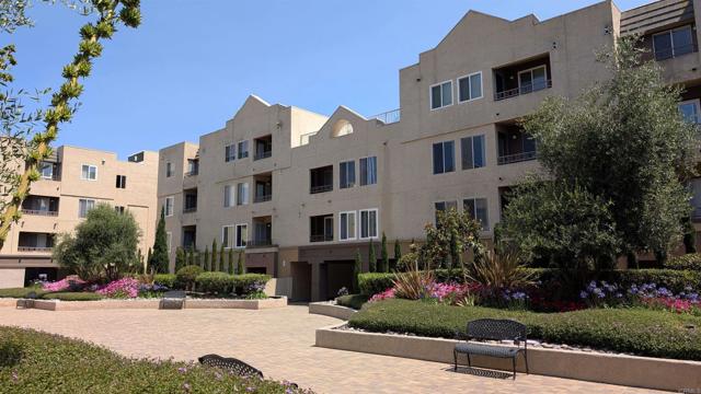 Image 21 of 24 For 8889 Caminito Plaza Centro