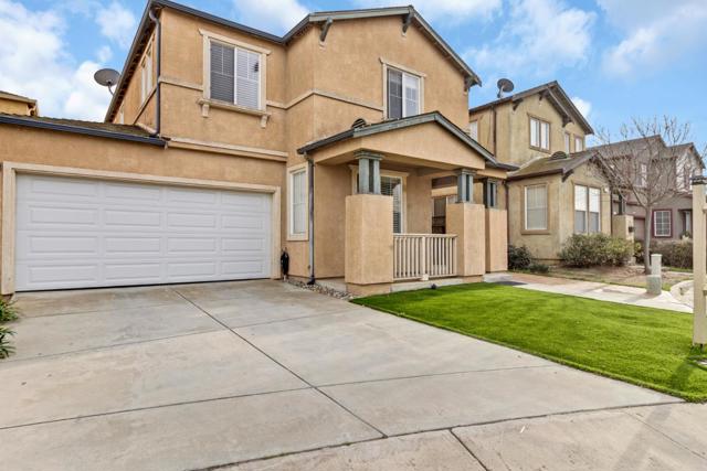 359 Barolo Circle, Greenfield CA: https://media.crmls.org/mediaz/ef83d010-0311-4cde-a35b-12cbc3a6971e.jpg
