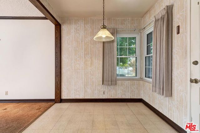 12508 Greene Avenue, Los Angeles CA: https://media.crmls.org/mediaz/ef84fdc9-0d65-4d7c-addc-96bb7013a68b.jpg