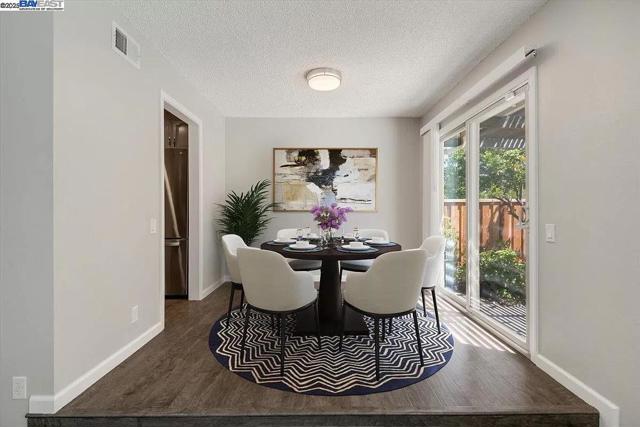 1059 Lakehurst Rd, Livermore CA: https://media.crmls.org/mediaz/ef85c22f-c022-488c-8d9b-56d9b3e3bec0.jpg