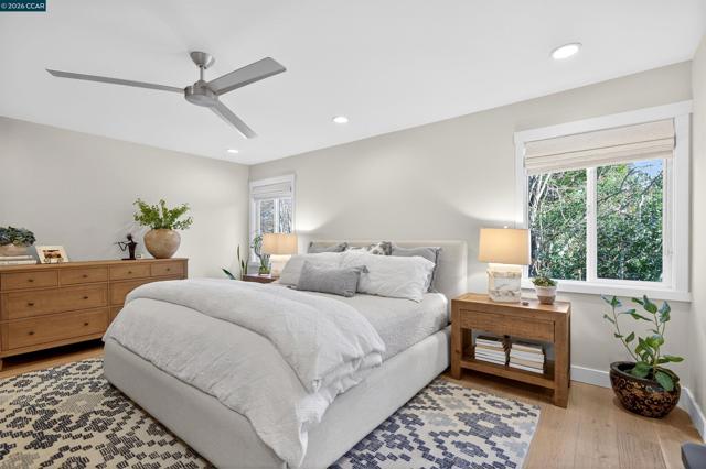 Image 23 of 46 For 393 Colorados Ct