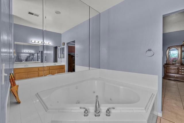 Detail Gallery Image 17 of 29 For 373 Ocotillo Cir, Borrego Springs,  CA 92004 - 3 Beds | 2 Baths