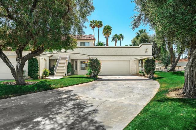 618 Vista Lago N Circle, Palm Desert CA: https://media.crmls.org/mediaz/ef88d66c-7d6a-472a-b182-ff09fdb983e1.jpg