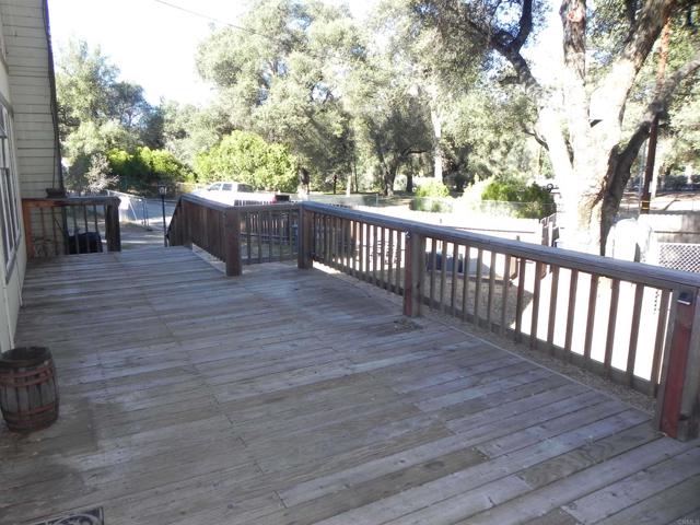 Detail Gallery Image 5 of 27 For 29057 Oak Lane, Pine Valley,  CA 91962 - 3 Beds | 1/1 Baths