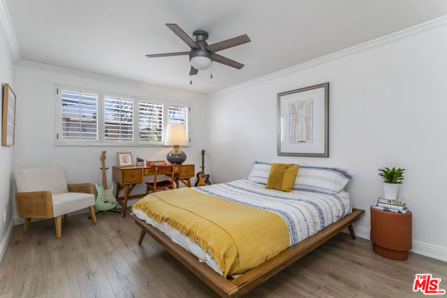 428 Hill Street, Santa Monica CA: https://media.crmls.org/mediaz/ef8a4df5-d1c0-4ff3-b06c-80da6ba71fc5.jpg