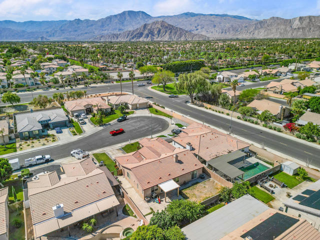 80722 Diamondback Trail, Indio CA: https://media.crmls.org/mediaz/ef8ce24b-fca2-41a1-a7c9-9938f5ae6040.jpg