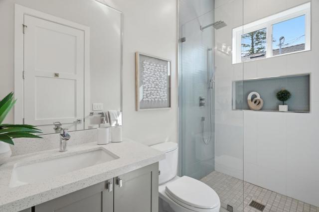 Image 33 of 50 For 19110 Dagmar Drive