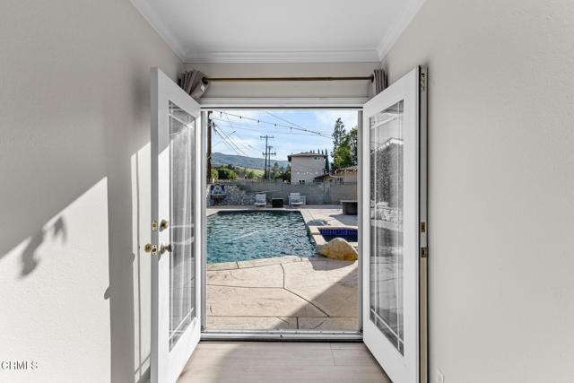 Detail Gallery Image 30 of 45 For 1036 Stanford Dr, Simi Valley,  CA 93065 - 5 Beds | 2/1 Baths