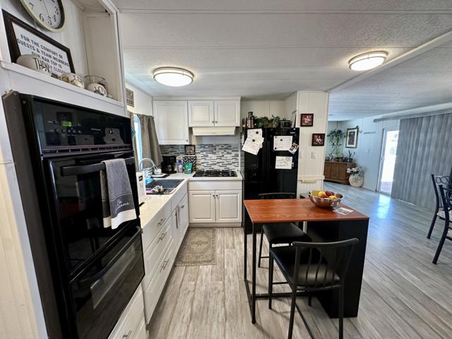 32660 Bloomfield Avenue, Thousand Palms CA: https://media.crmls.org/mediaz/ef8e49f3-17a9-462b-baa2-c4dffda32c08.jpg