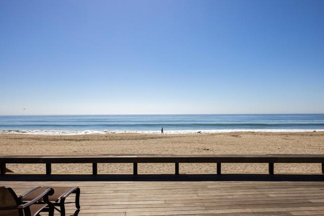 553 Beach Drive, Aptos CA: https://media.crmls.org/mediaz/ef8e9a79-ecfa-48df-b6cd-a7c3984debee.jpg