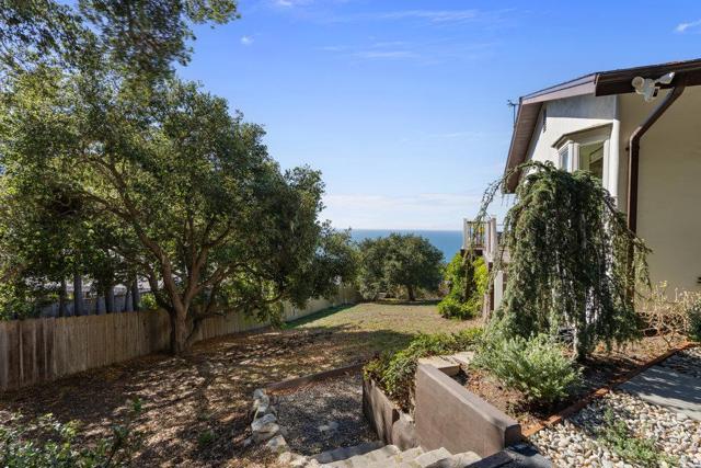 15 Mentone Road, Carmel CA: https://media.crmls.org/mediaz/ef8eacbf-d591-4a2e-a0d0-97b953b48e41.jpg