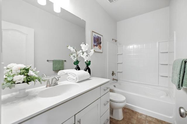 2333 Gibbons Street, Hayward CA: https://media.crmls.org/mediaz/ef8eb909-12cb-419f-ace0-71f520a05ef6.jpg