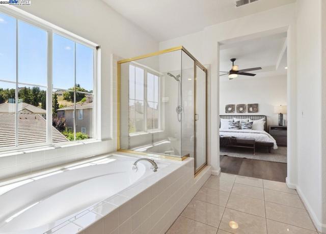 156 Elisha Ln, San Ramon CA: https://media.crmls.org/mediaz/ef8ec6c4-947d-4686-857c-8d5e7c480d00.jpg