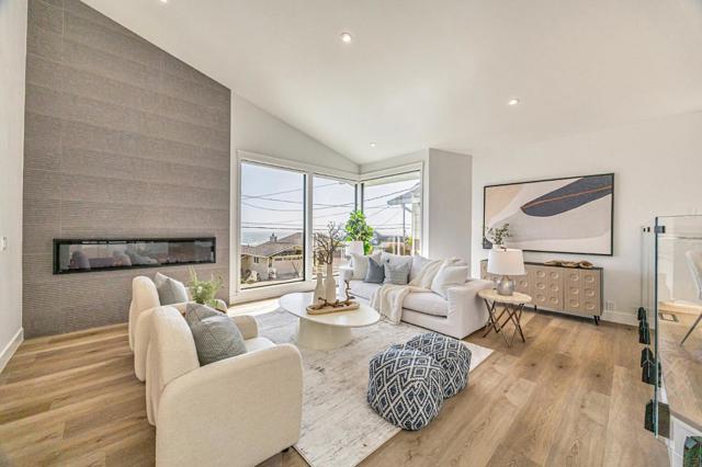 651 Stetson Street, Moss Beach CA: https://media.crmls.org/mediaz/ef8feb61-fb50-4031-ad20-c069a79ae8bc.jpg