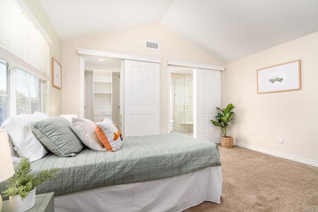 Image 36 of 45 For 1822 Burroughs St