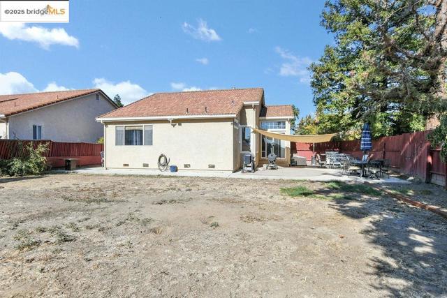 4866 Vinewood Way, Antioch CA: https://media.crmls.org/mediaz/ef9027af-713b-4b0e-b2e6-9d179f43eb13.jpg