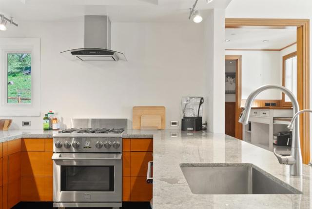 15220 Upper Ellen Road, Los Gatos CA: https://media.crmls.org/mediaz/ef90867d-392b-4607-adc9-389f543af320.jpg
