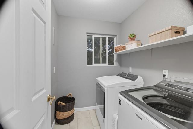 18530 Berta Ridge Place, Salinas CA: https://media.crmls.org/mediaz/ef9086b3-98bc-408f-baf0-0b50d3ff14e8.jpg