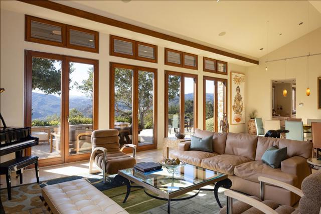 53 Marguerite, Carmel CA: https://media.crmls.org/mediaz/ef90f262-4a5e-4f91-ade5-8d9bd9ee1de5.jpg