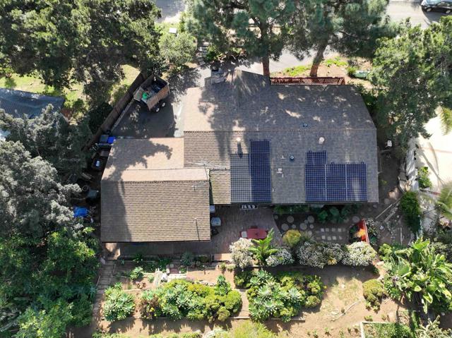 Detail Gallery Image 34 of 39 For 2430 Sunflower Ter, Vista,  CA 92083 - 3 Beds | 2 Baths