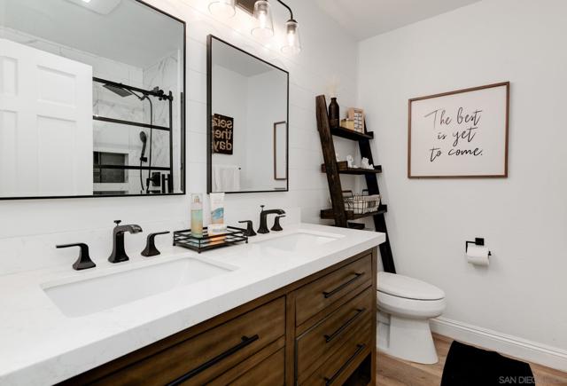 13555 Sagewood Dr, Poway CA: https://media.crmls.org/mediaz/ef91f815-10ff-4468-9849-3a9c347f3402.jpg