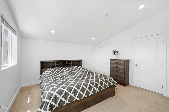 Detail Gallery Image 14 of 25 For 10555 Las Lunitas Ave, Tujunga,  CA 91042 - 3 Beds | 2 Baths