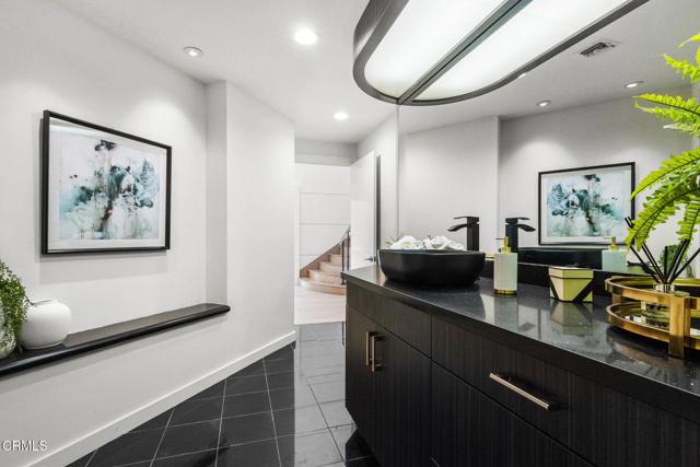 Detail Gallery Image 65 of 72 For 1265 Chateau Rd, Pasadena,  CA 91105 - 5 Beds | 5/2 Baths