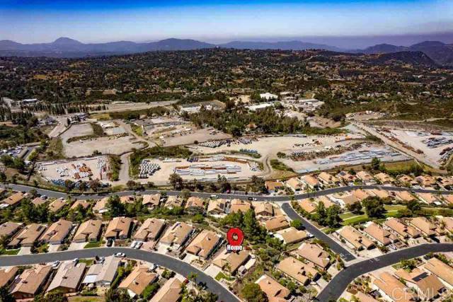 2307 Columbine Drive, Alpine CA: https://media.crmls.org/mediaz/ef92a88d-9c72-4f4b-86c8-8e29865a0cfd.jpg