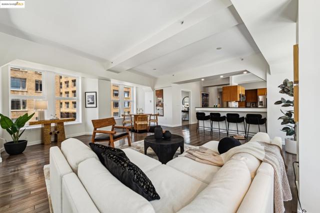 1615 Broadway, Oakland CA: https://media.crmls.org/mediaz/ef92ab55-f11b-4f63-9960-6be403918771.jpg