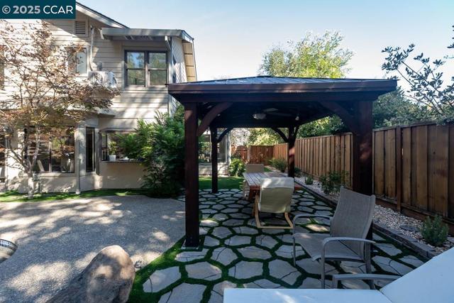 311 Valley High Dr, Pleasant Hill CA: https://media.crmls.org/mediaz/ef92dca4-a6ee-484a-b4c8-b4e02fe435f6.jpg