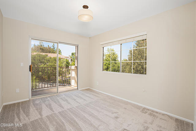 1012 Pan Court, Newbury Park CA: https://media.crmls.org/mediaz/ef941f94-3fa9-409d-8895-65edbbd56fa4.jpg