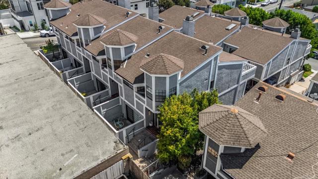 Detail Gallery Image 54 of 55 For 2021 Carnegie Ln #APT 7,  Redondo Beach,  CA 90278 - 3 Beds | 2/1 Baths
