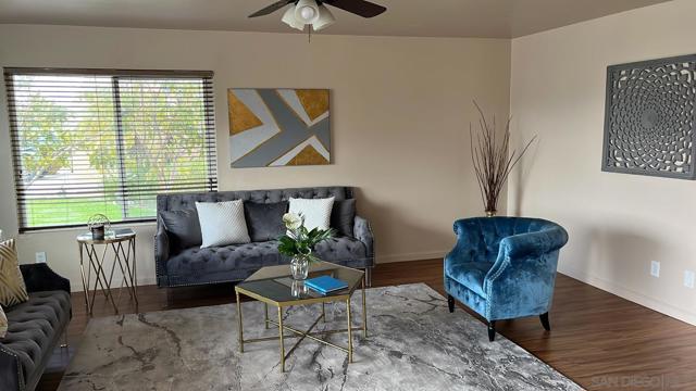 7742 Parma Ln, San Diego CA: https://media.crmls.org/mediaz/ef95c087-c951-4322-9653-832f88be2c9c.jpg