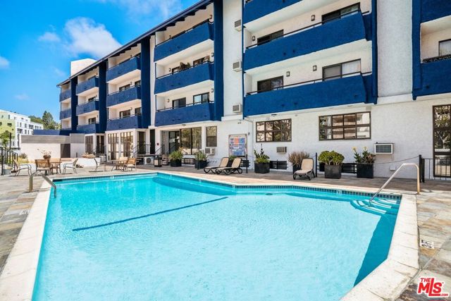 10982 Roebling Avenue, Los Angeles CA: https://media.crmls.org/mediaz/ef96397e-2bf9-4596-8354-db9319b10eb3.jpg