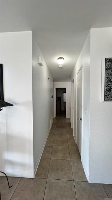 Detail Gallery Image 10 of 29 For 1735 Plaza Crest Ridge Rd, San Diego,  CA 92114 - 4 Beds | 2 Baths