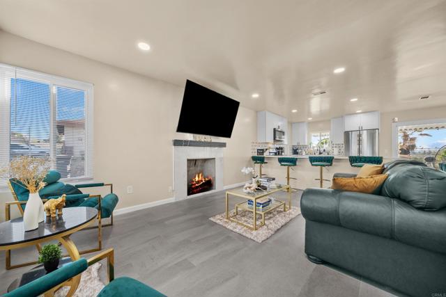 Detail Gallery Image 14 of 51 For 8543 via Consuelo, El Cajon,  CA 92021 - 3 Beds | 2 Baths