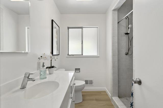 674 Campbell Avenue, Los Altos CA: https://media.crmls.org/mediaz/ef987552-7fb0-4734-a984-3c6314d4dd57.jpg
