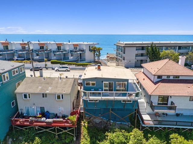 247 Rio Del Mar Boulevard, Aptos CA: https://media.crmls.org/mediaz/ef98bb3c-80c1-4ec6-adfe-a0e4b23df7c7.jpg