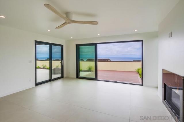 14066 Crest Way, Del Mar CA: https://media.crmls.org/mediaz/ef9a070a-b082-40ad-a896-d76b9aa351e0.jpg