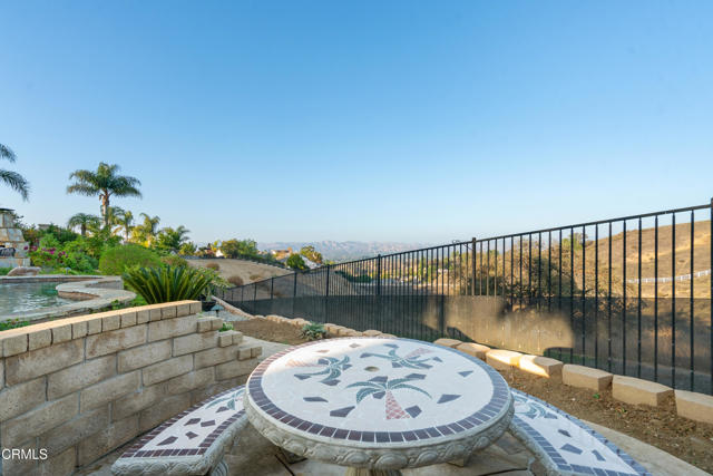 490 Peter Place, Simi Valley CA: https://media.crmls.org/mediaz/ef9b6a63-e7c2-4bd3-b50d-a31ca90199da.jpg