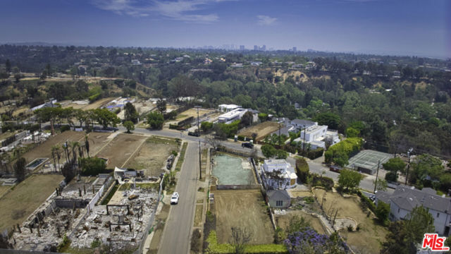 Drew Fenton | 875 Chautauqua Boulevard Pacific Palisades CA | MLS: 7240114