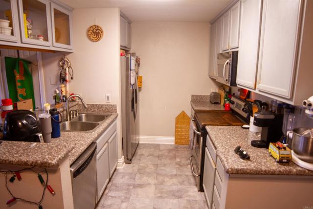 Detail Gallery Image 3 of 13 For 12750 Laurel St #504,  Lakeside,  CA 92040 - 2 Beds | 1 Baths