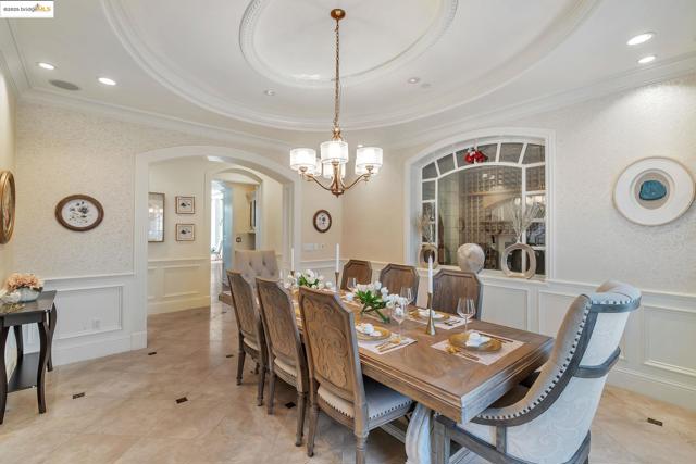 1853 Via Di Salerno, Pleasanton CA: https://media.crmls.org/mediaz/ef9c4464-5b8f-4670-bf62-af29dc71afa9.jpg