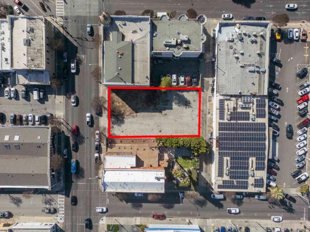 220 Fourth Street, Hollister CA: https://media.crmls.org/mediaz/ef9d9cd7-633f-448e-aa60-f30fc2d7e718.jpg