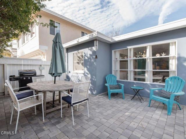 Detail Gallery Image 1 of 29 For 1251 Weymouth Ln, Ventura,  CA 93001 - 3 Beds | 2 Baths