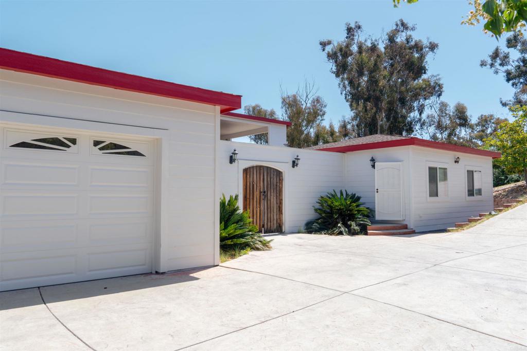 441 Rancho Santa Fe Rd