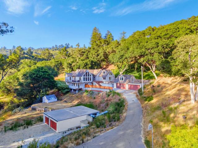 411 Hecker Pass Road, Watsonville CA: https://media.crmls.org/mediaz/ef9e7a3d-1090-4c9b-8e7f-d9da07b15d36.jpg