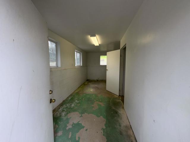 30825 Valley Center Drive, Valley Center CA: https://media.crmls.org/mediaz/ef9f1c0d-716e-468b-bb15-faea3100c55a.jpg
