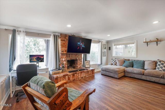 Detail Gallery Image 13 of 28 For 429 Walter Ave, Newbury Park,  CA 91320 - 4 Beds | 2 Baths